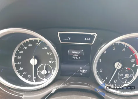 2015 Mercedes-Benz Ml 350 4Matic z USA, uszkodzony, nr VIN 4JGDA5HB9FA448253